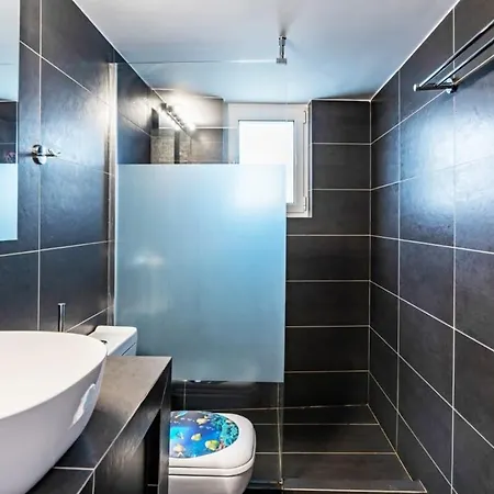 Apartment Funky In Zografou *